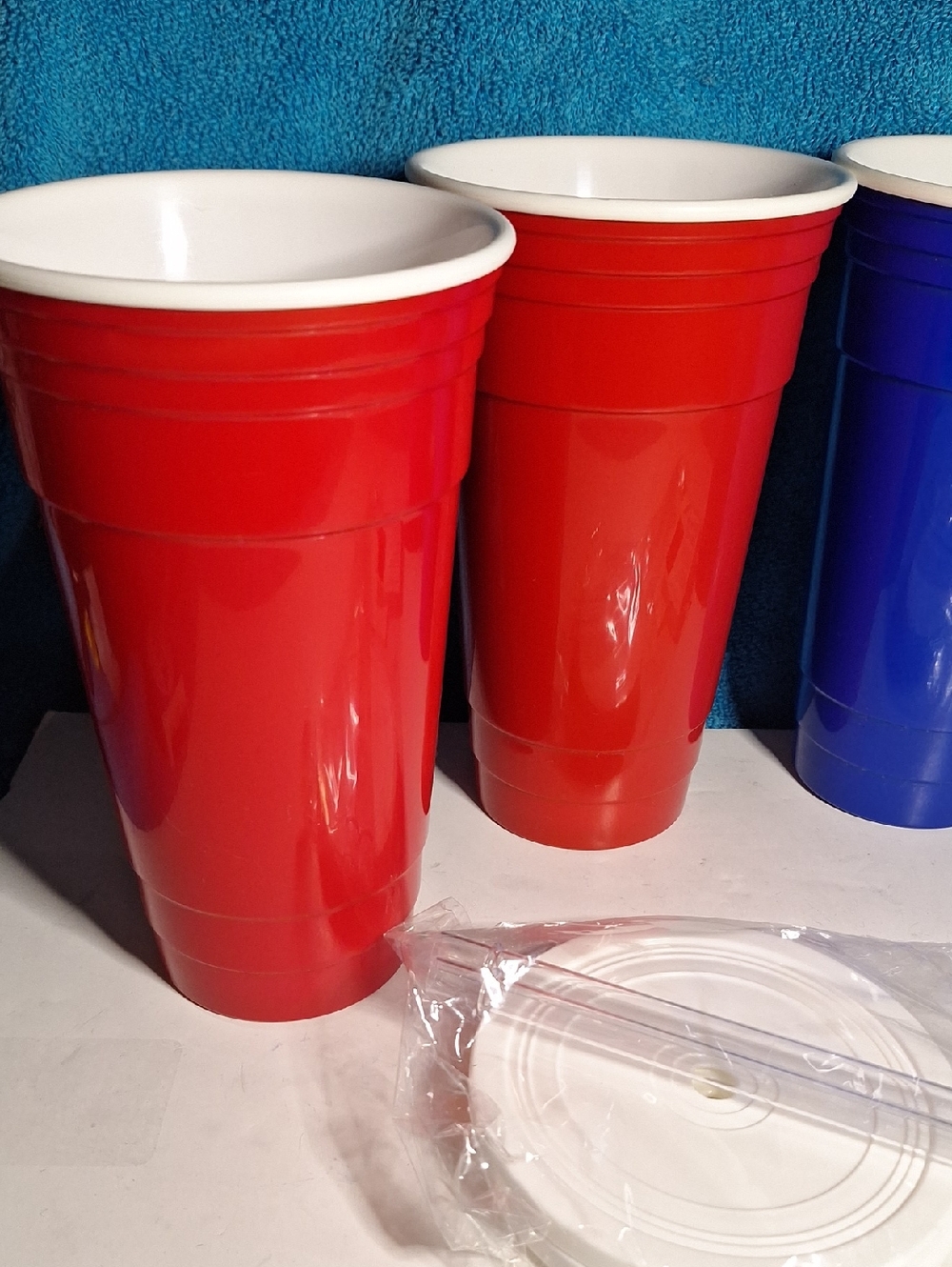 4 Reusable Party Cups, Venti Size Solo Cups, Insulated Party Cups, Large Cup - Picture 2 of 9